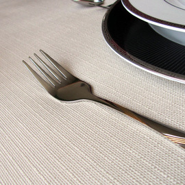 Anolis Overlay on the Table